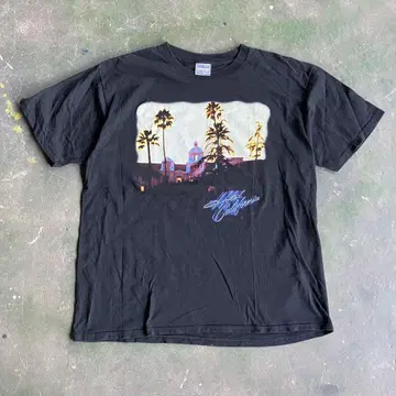 90s EAGLES HOTEL CALIFORNIA 티셔츠