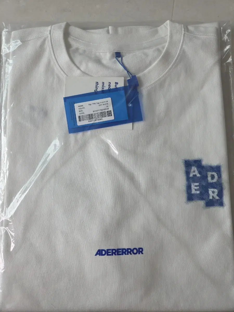 Ader Error seasons greetings TRS tag 04 T-shirt off-white L
