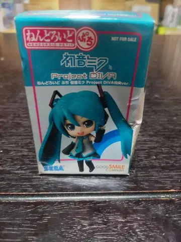 넨도로이드 쁘띠 하츠네 미쿠 피규어