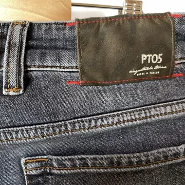 PT05 다크 그레이 스트레이트 데님