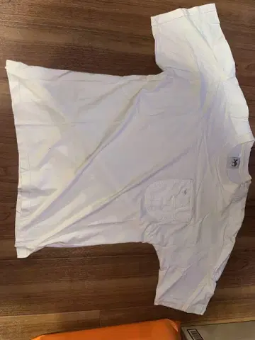 Camel XL 화이트 포켓 부착 티셔츠