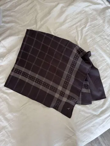 아나토미카 SELVEDGESATINSCARF 코튼 스카프 BROWN