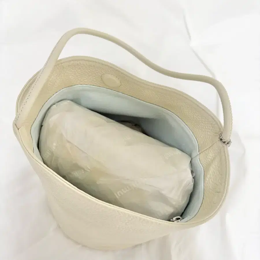 minitmute Tobo Bag アイボリー Tobo Bag – minitmute.jp