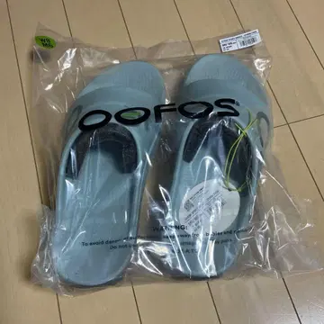 우포스 샌들