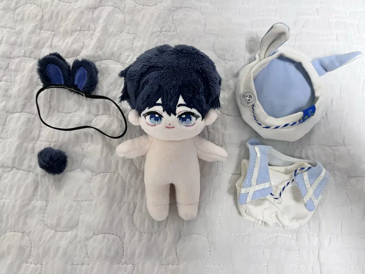 플레이브 예준 10cm 인형 와끼