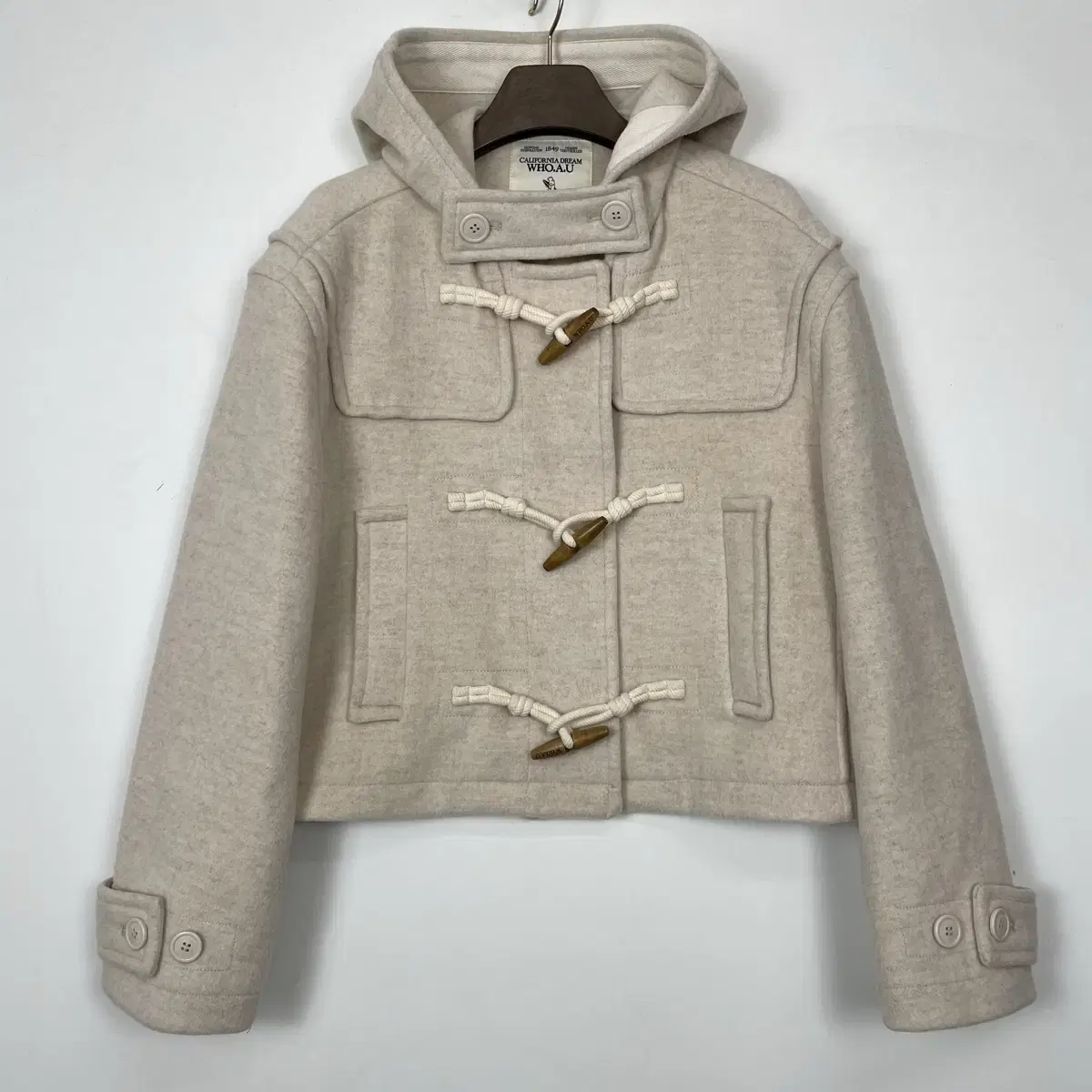 Who.a.u Short Coat