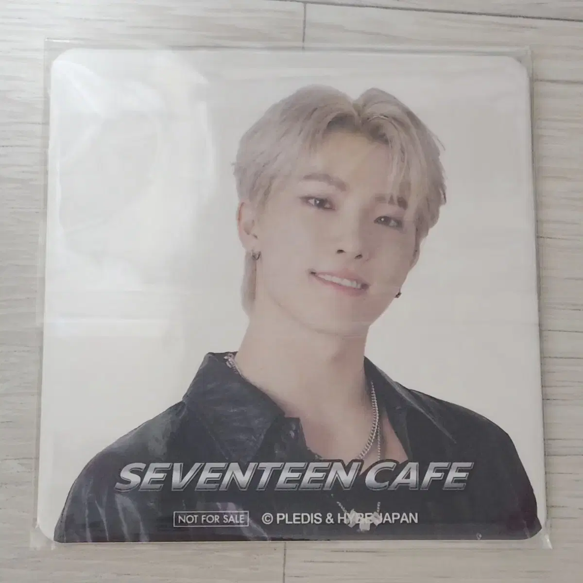 Shop 일본세븐틴카페 on Bunjang Global Site - No more Korean