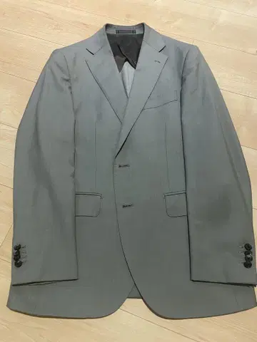 수트