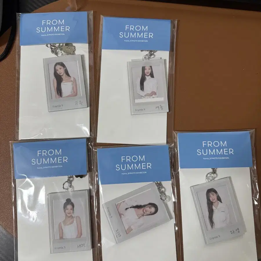 fromis_9 セロム　fromsummer フォトブック　トレカセット fromis_9 - [FROM SUMMER] PHOTO EXHIBITION OFFICIAL MD