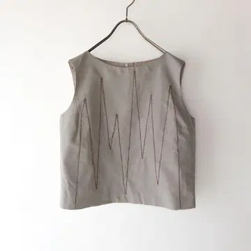 USED 구제 의류 그레이 라메 자수 실크 믹스 슬리브리스 탑
