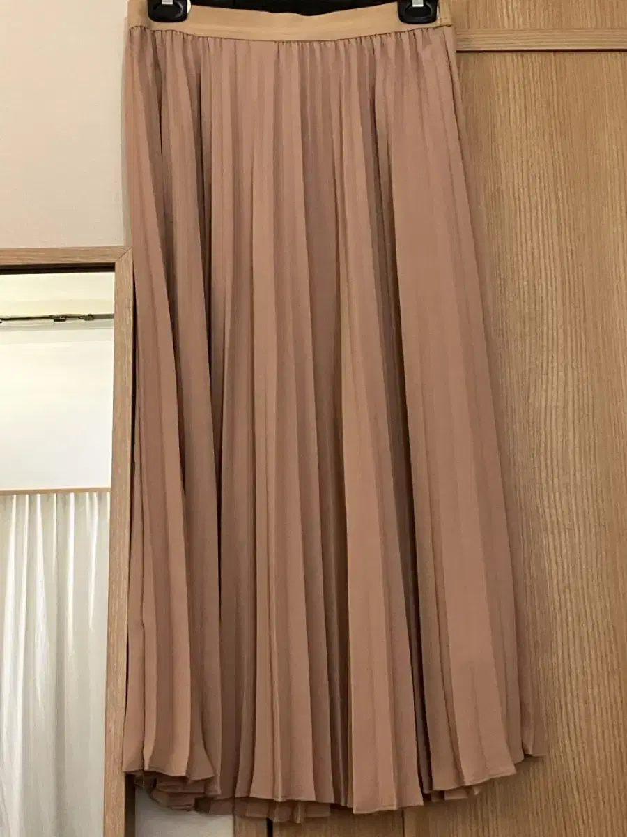LIST 쉬폰 주름스커트