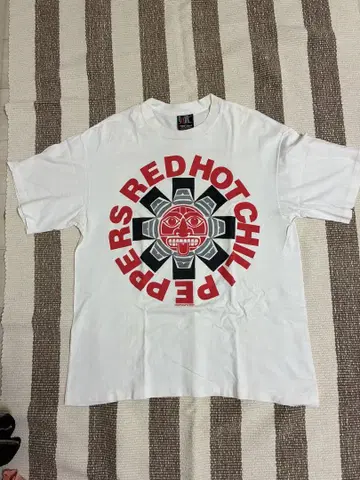 1991 RED HOT CHILI PEPPERS 티셔츠