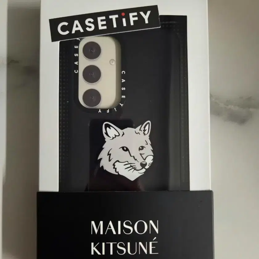 galaxy s25用 casetify MAISON KITSUNE 336182935_1_1748440164_w840.jpg