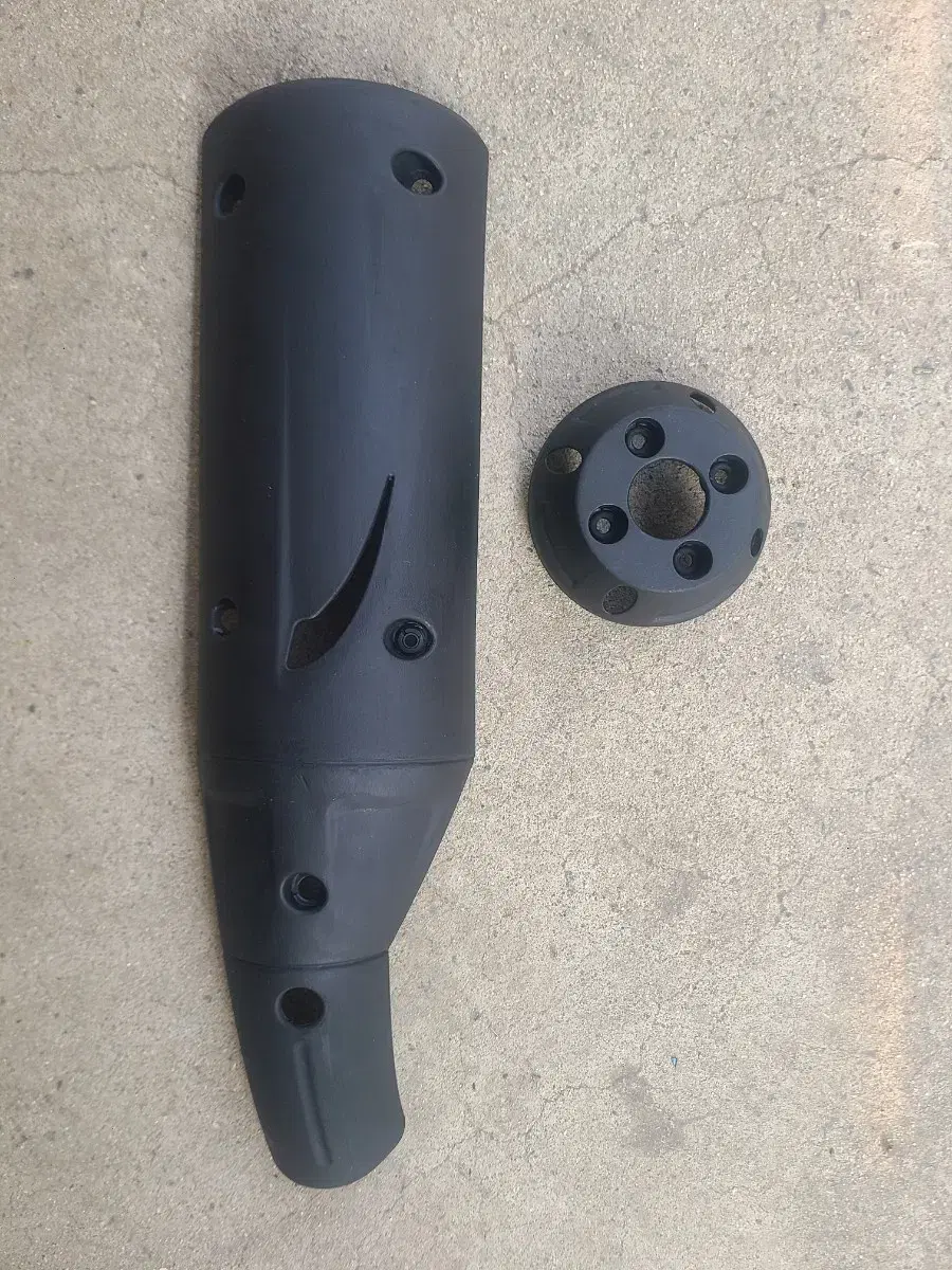 Selling Downtown 125 muffler cover