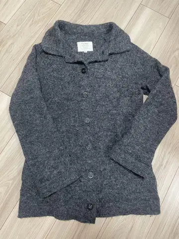 Vlas Blomme 버튼이 달린 가디건 사이즈 2 그레이