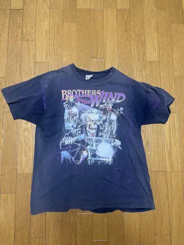 BROTHERS In THE WIND 티셔츠 다크 블루