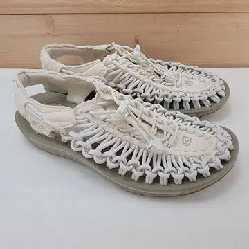 킨 우먼 유니크 화이트/콘스톡 24.5cm