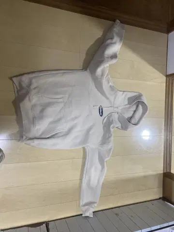 윌슨 XL 크림색 후드티