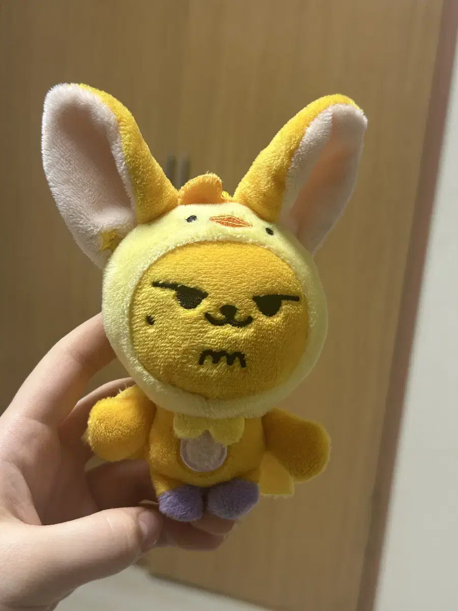 Hwang Chun-i doll
