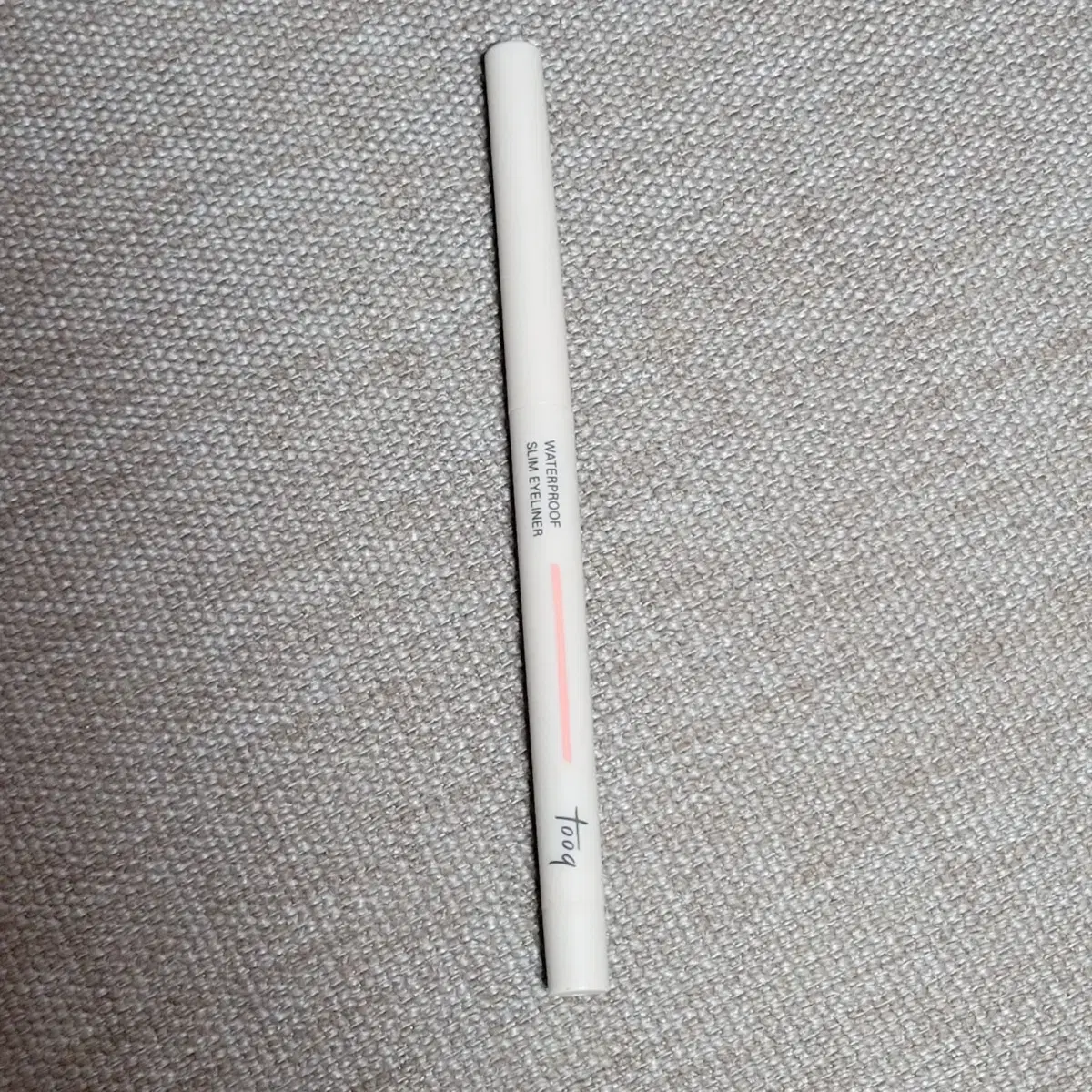 Toux Waterproof Slim Eyeliner Dohwa Pig