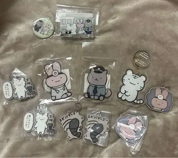 화이트 타이거와 블랙 타이거 아크릴 키링, 캔뱃지 묶음 판매