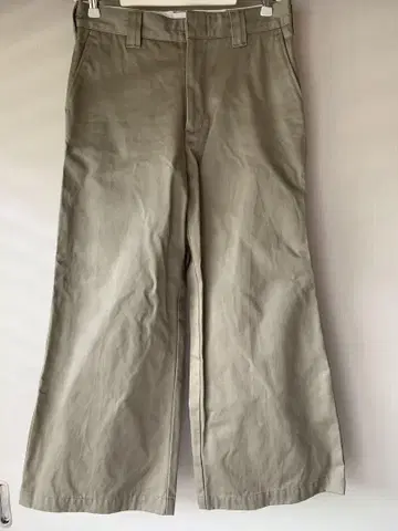 HYKE 카키 치노 팬츠 사이즈 2