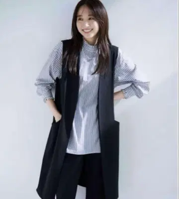 새상품급! UNFIRO 롱베스트 네이비 베스트