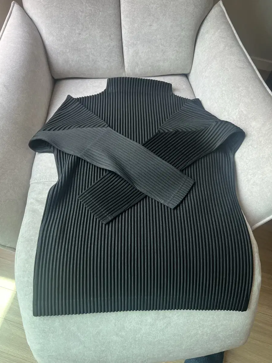 Issey Miyake Homme Plissé Pola, Size 2