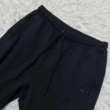 새상품급 휴고보스 최근 모델 조거 팬츠 BOSS 로고 끈 스트레치