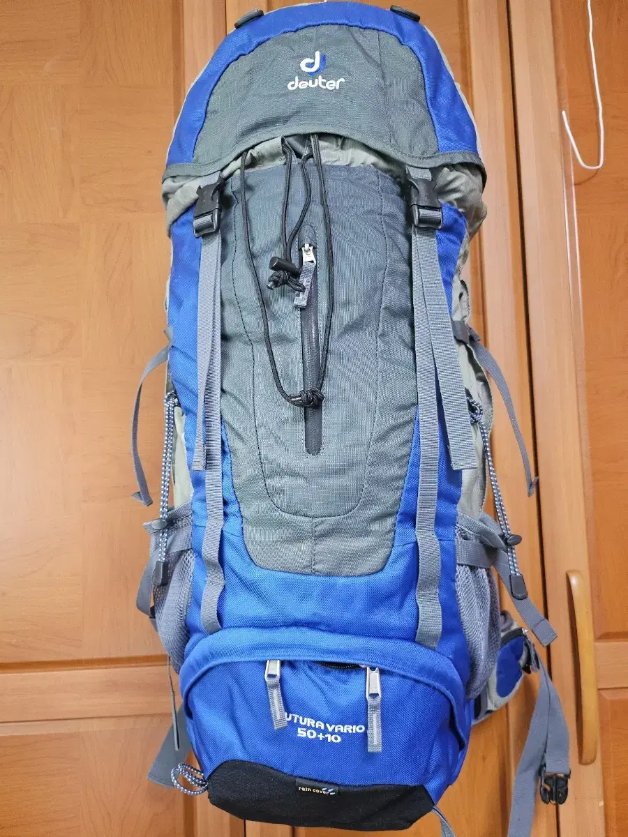 Deuter Backpack 52+10