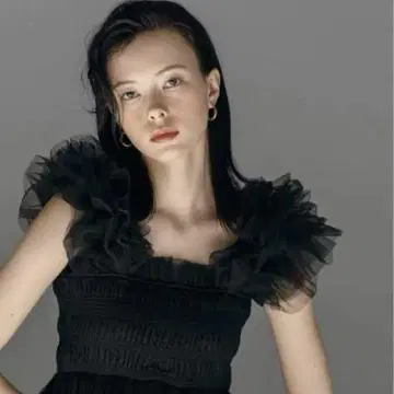비비 TALLULAH 상의