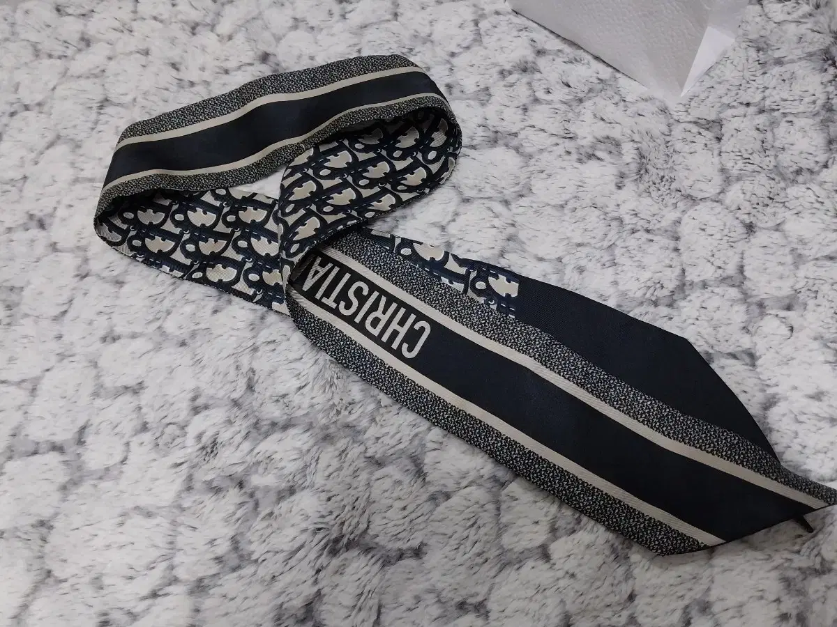Dior Oblique Mitzah Navy.