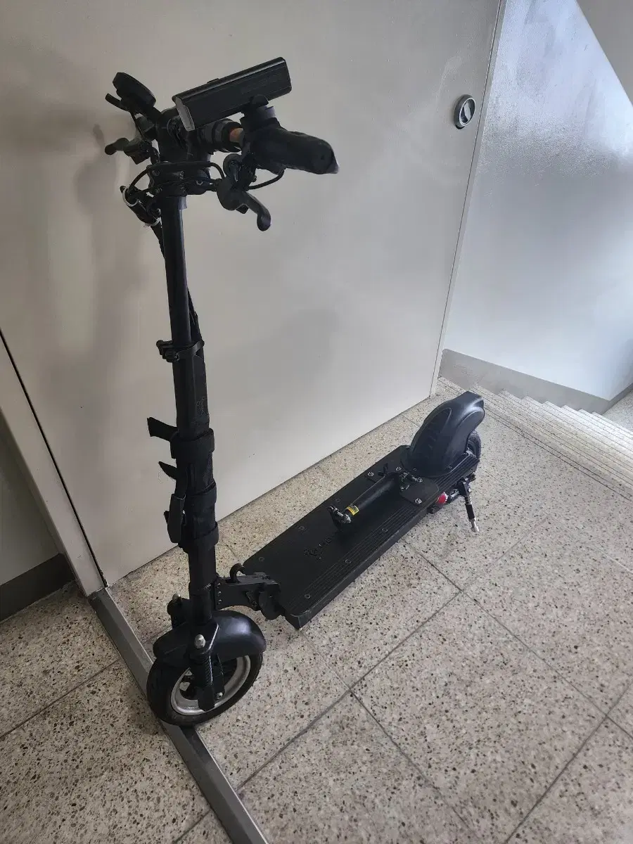 Nano Wheel electric scooter (10 inch, 64 volt)
