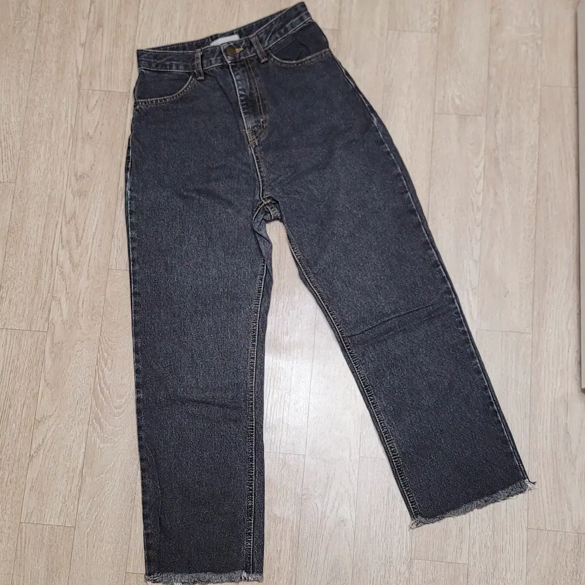 【BAON】23FW★ [BAONHAUS] cut nylon banding balloon pants Items Similar to Baon Nylon Balloon Wide Banding Pants New