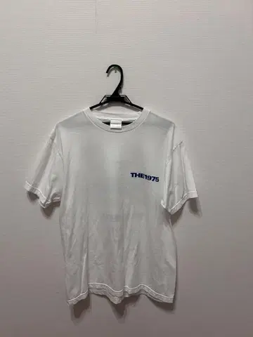 The 1975 하라주쿠 팝업 티셔츠
