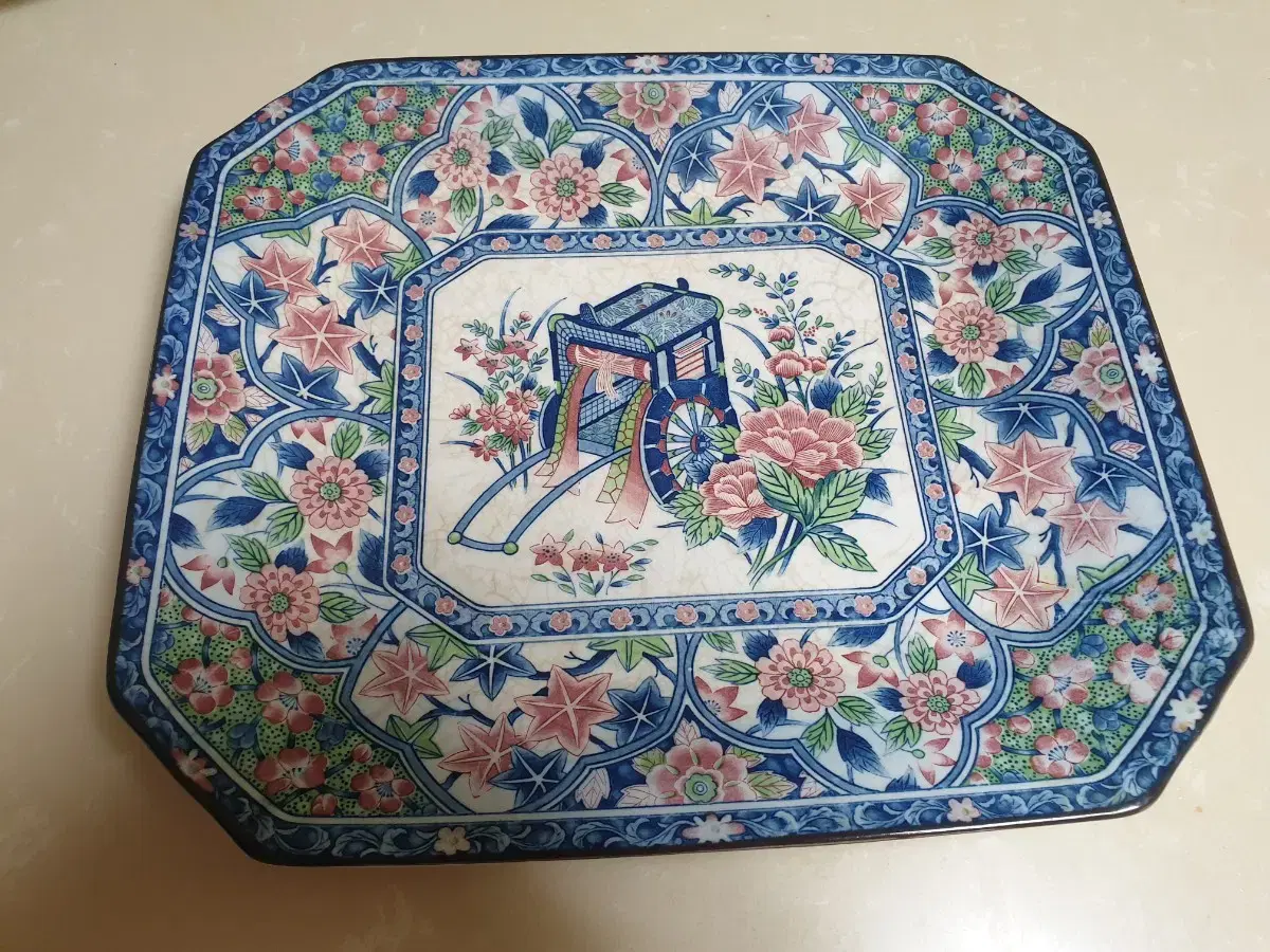 Buffet serving platter