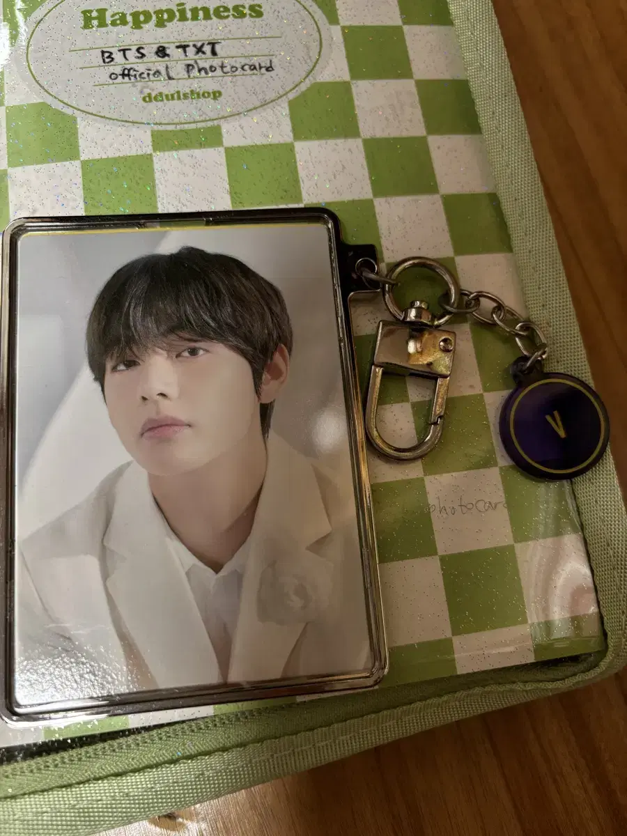 BTS V 방탄소년단 태형 미니 포토카드 키링