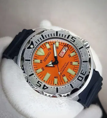 세이코 다이버스 200M 오렌지 몬스터 SKX781K3