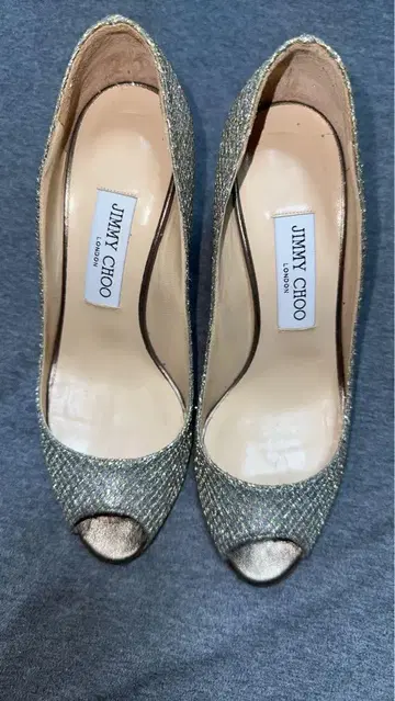 JIMMY CHOO 미사용품 골드 오픈토 펌프스 37