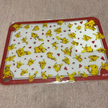 켄터키 포켓몬 런치 매트 피카츄