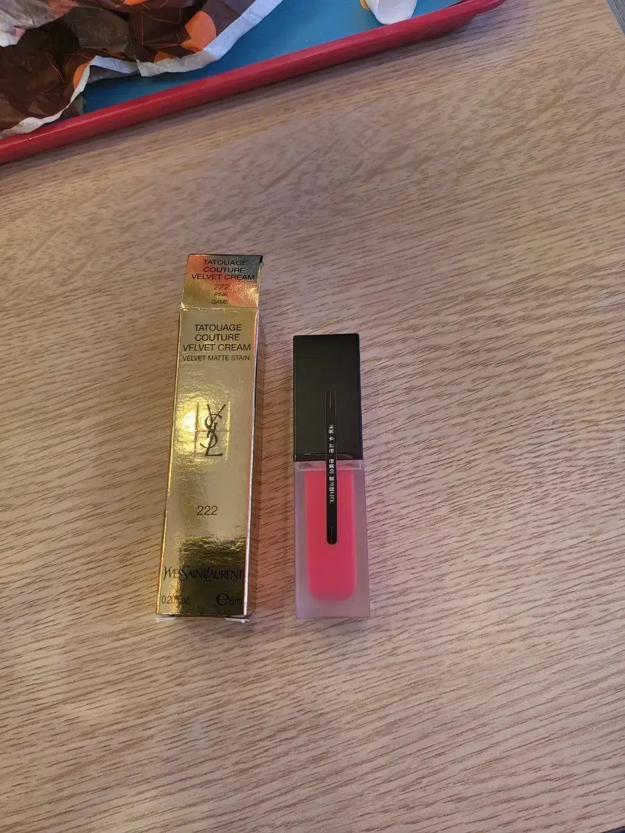 Saint Laurent Velvet Tint 222 (Sealed New Product)
