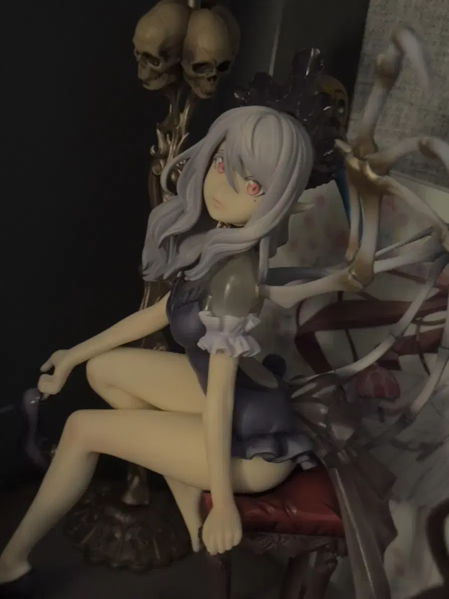 Monster Girl Pelican Figure