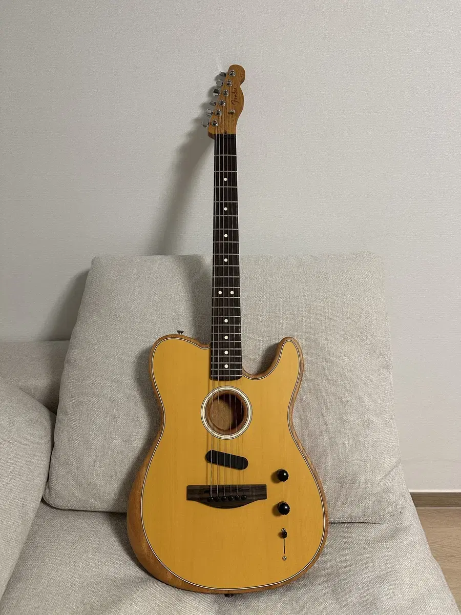 Fender Acoustasonic Telecaster