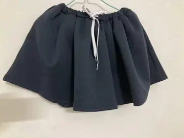 미사용 새상품 Bibiy. NELLY MINI SKIRT 네이비 비비