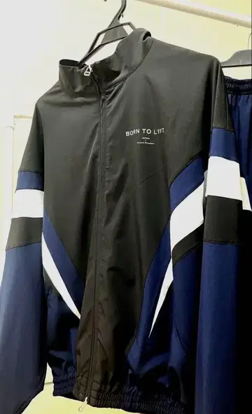 LYFT 2LINE OVERSIZE TRACK JACKET 셋업