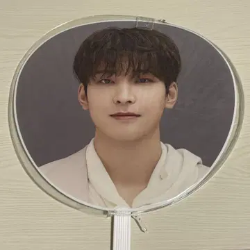 SEVENTEEN HARE 원우 부채