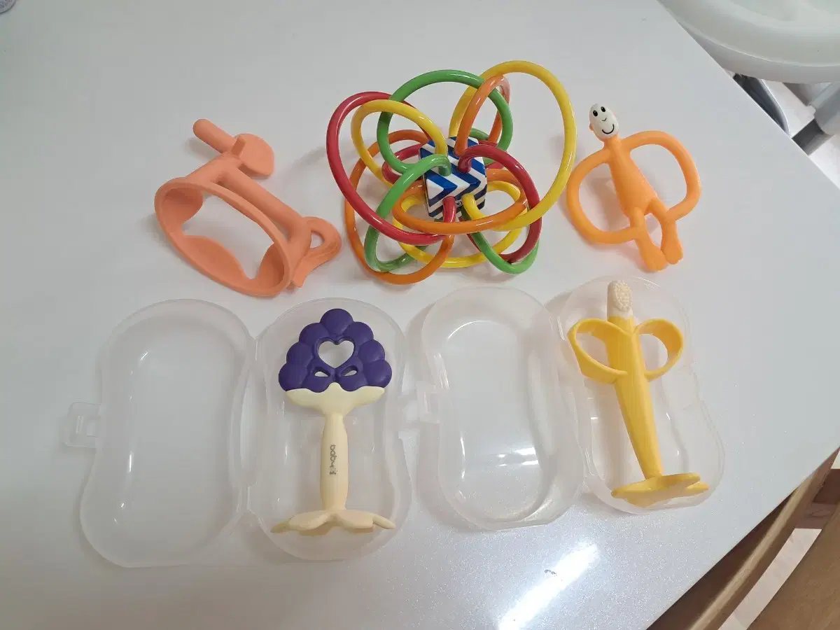 Teether 5 types bulk