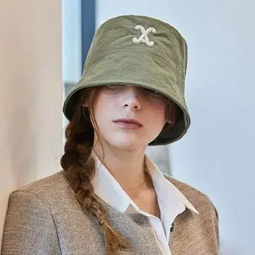 바자르 햇 VA Curved 3D 로고 드롭 버킷 햇