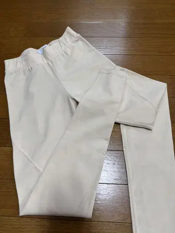 HYKE 베이지 레깅스 사이즈 1