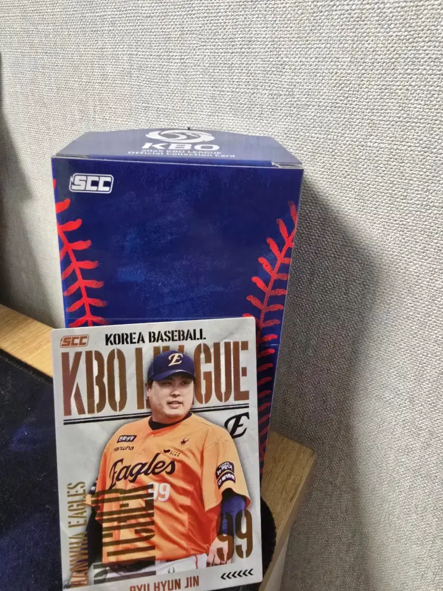 KBO 카드 류현진 홀로그램 페러렐 판매합니다